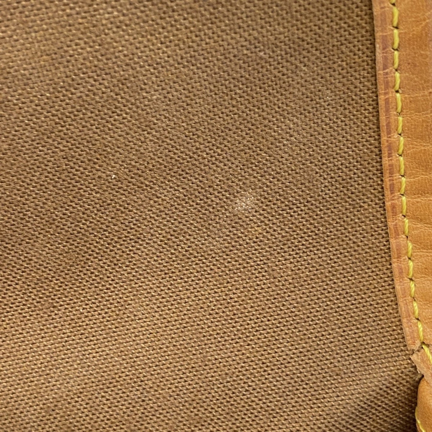 Louis Vuitton Gibeciere