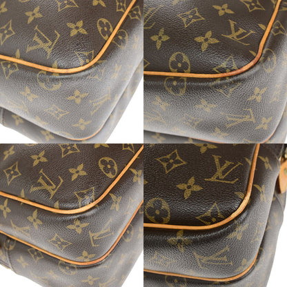 Louis Vuitton Reporter