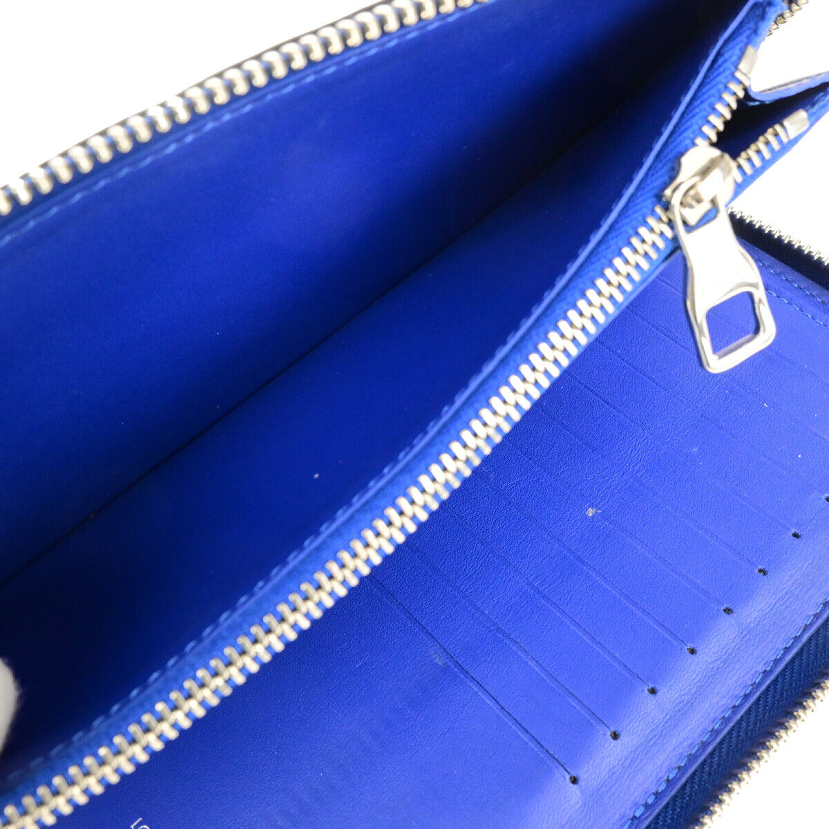 Louis Vuitton Zippy Wallet Vertical