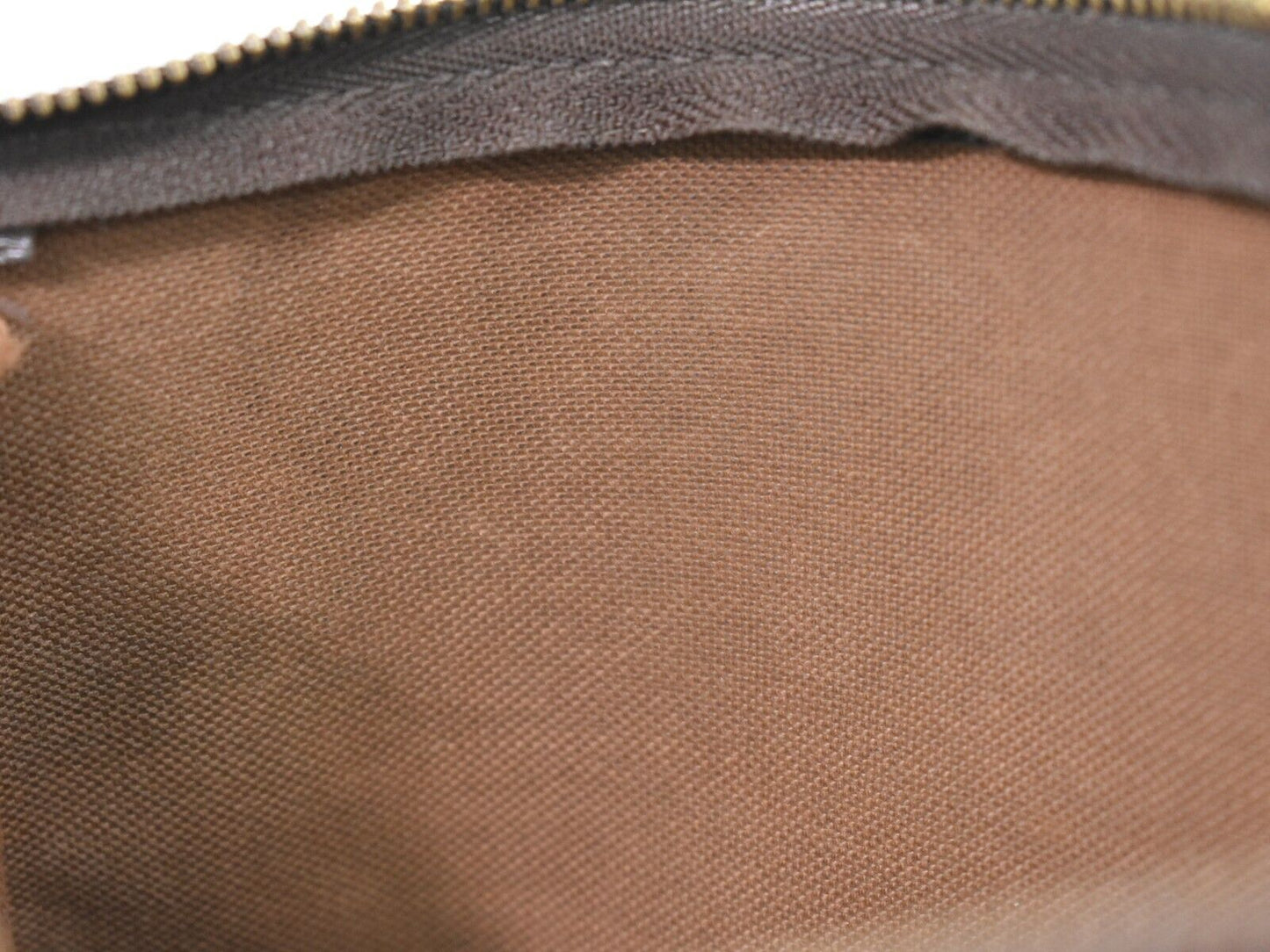 Louis Vuitton Pochette Accessoire