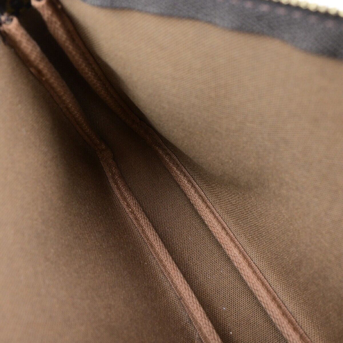 Louis Vuitton Pochette Accessoire