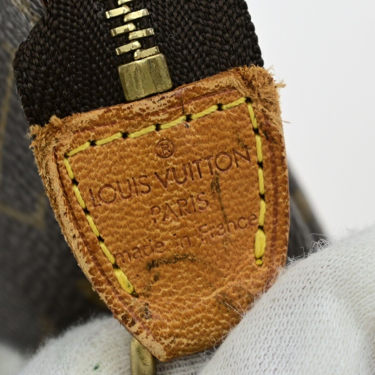 Louis Vuitton Pochette Accessoire