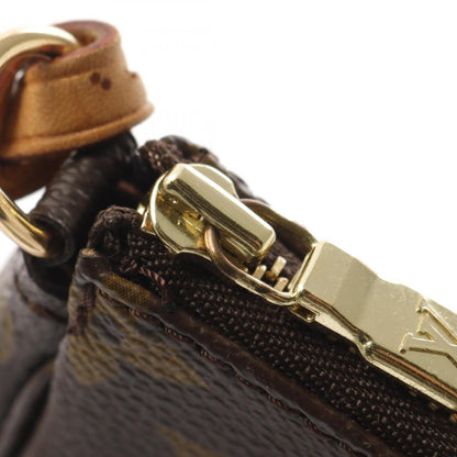 Louis Vuitton Pochette Accessoire