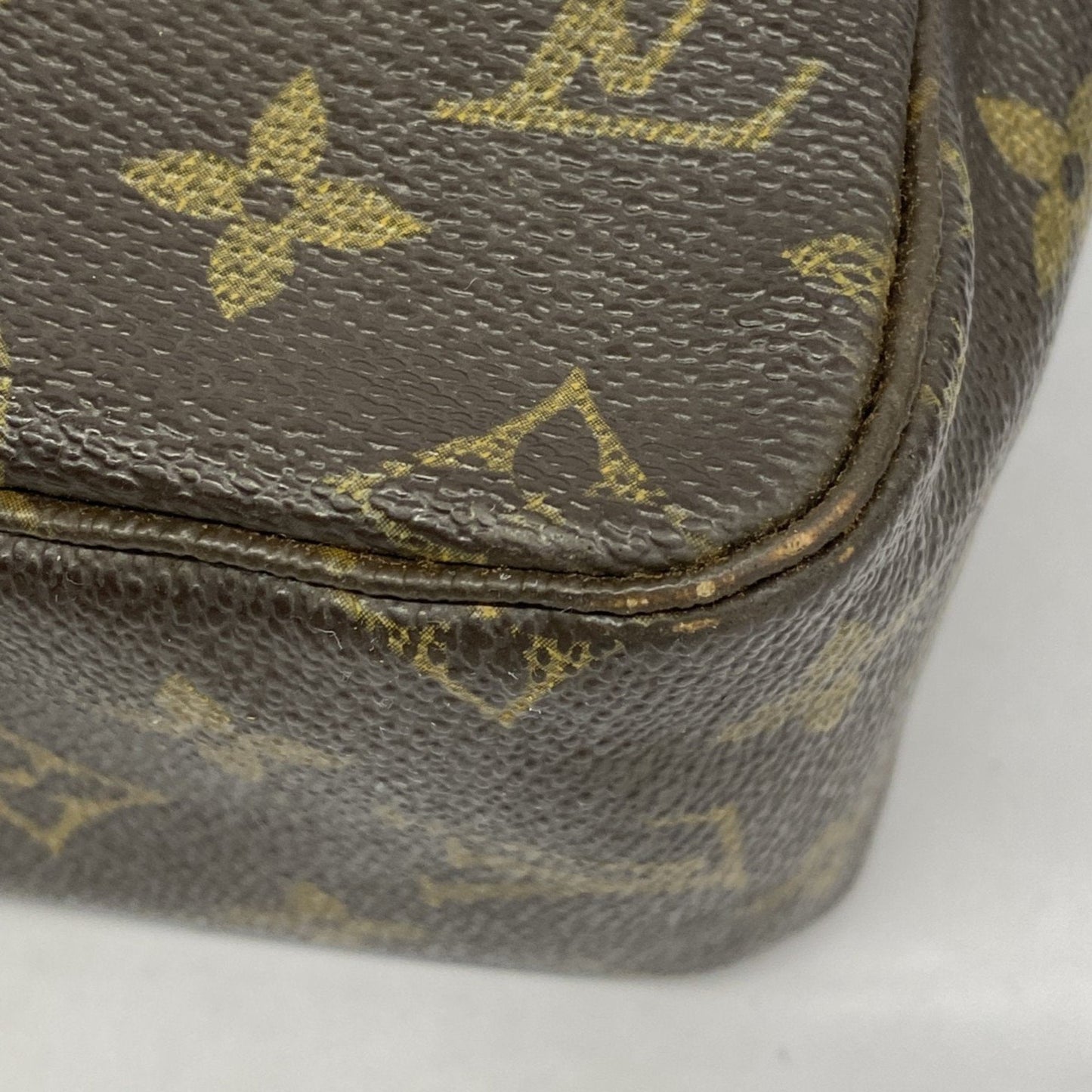 Louis Vuitton Trousse de Toilette