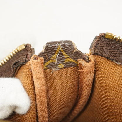 Louis Vuitton Pochette Accessoire