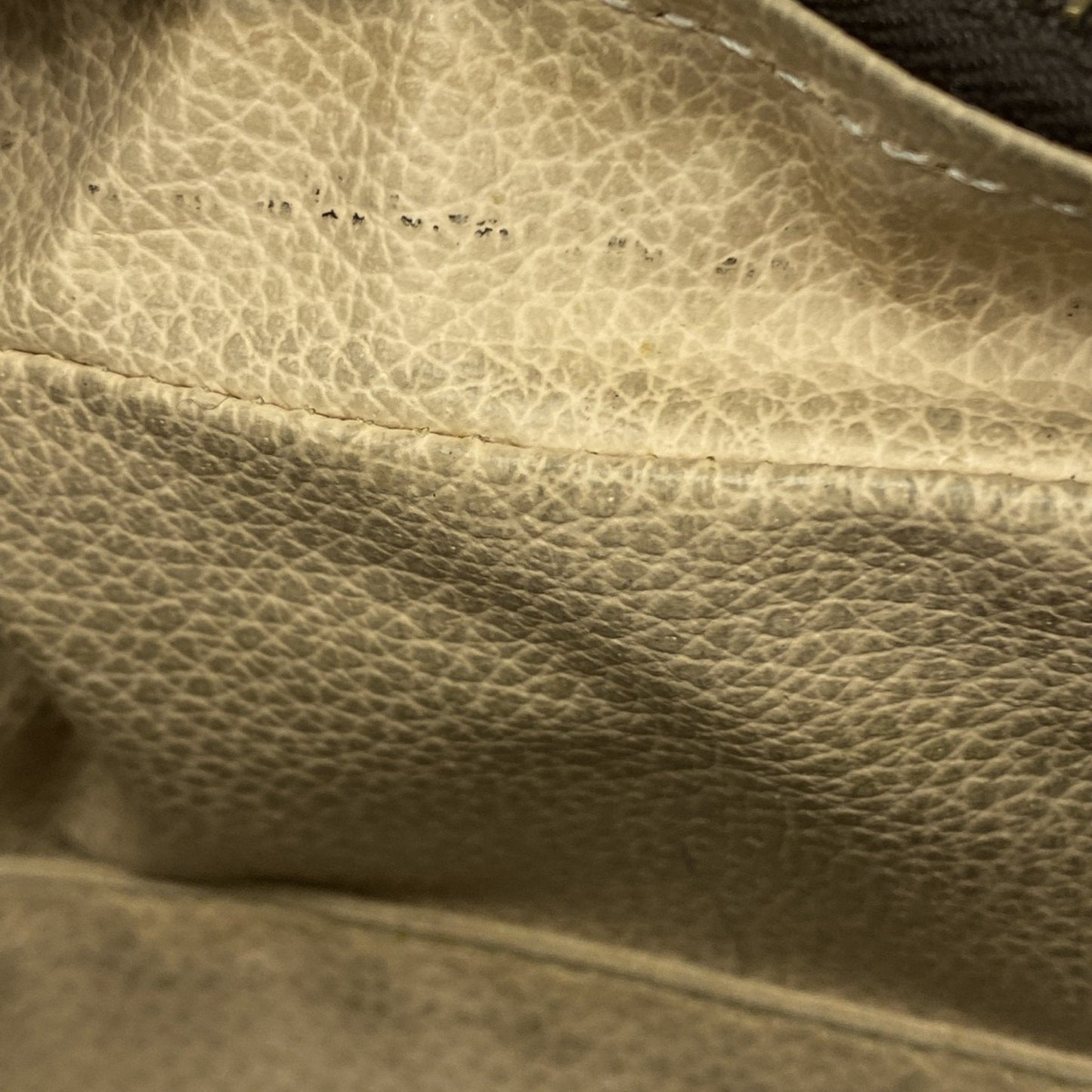 Louis Vuitton Trousse de Toilette
