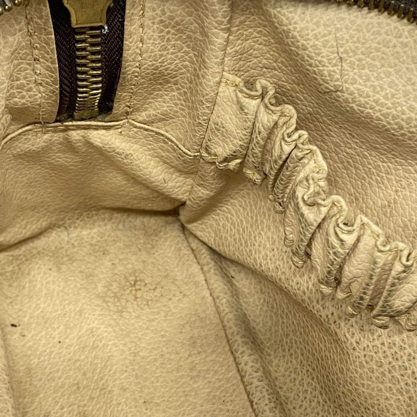 Louis Vuitton Trousse de Toilette