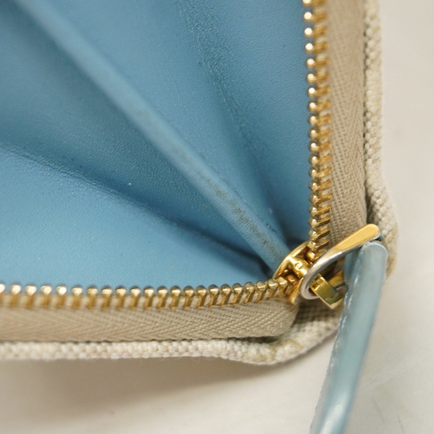Louis Vuitton Zippy coin purse