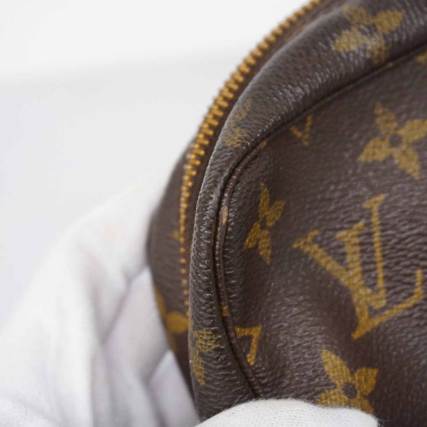 Louis Vuitton Trousse de Toilette