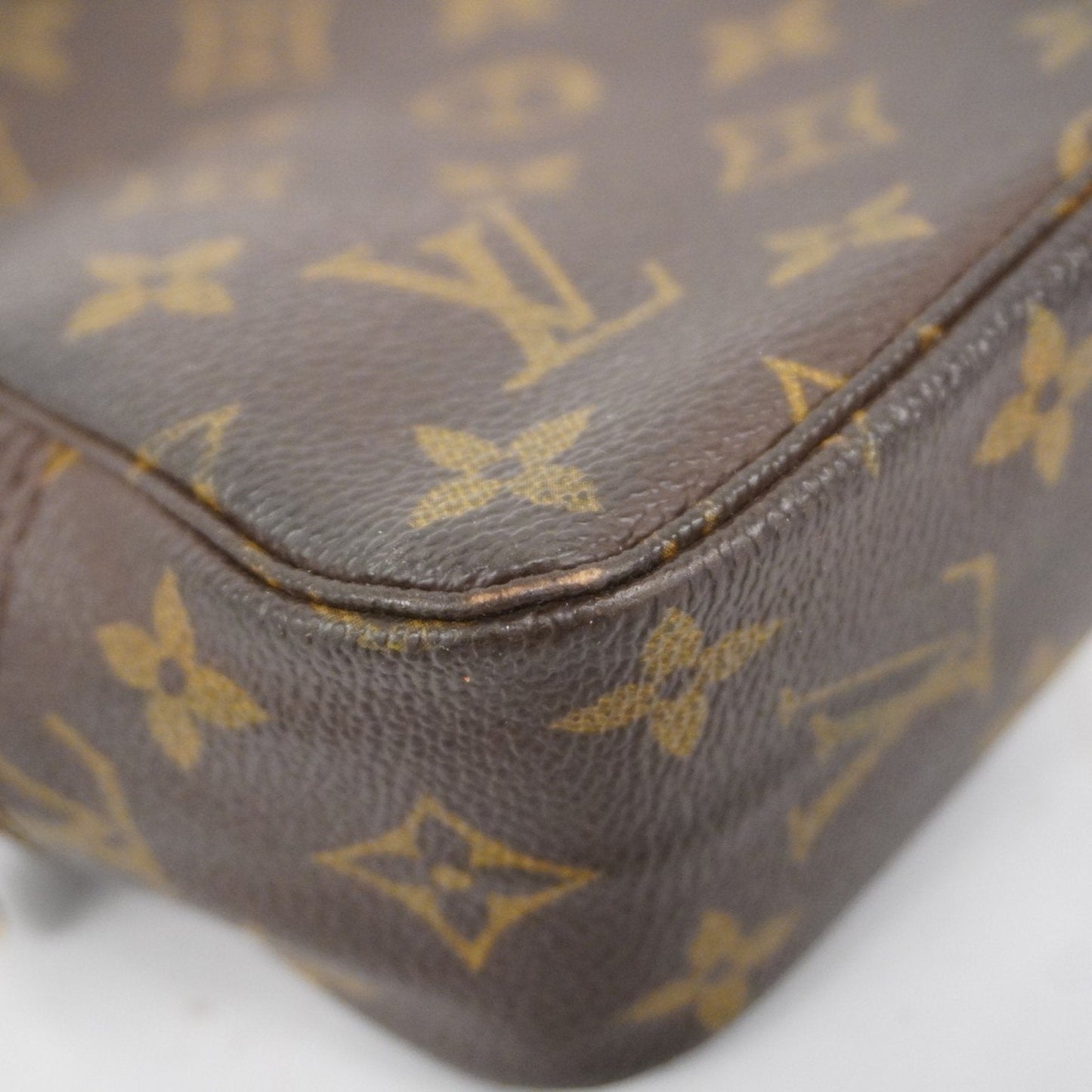 Louis Vuitton Trousse de Toilette