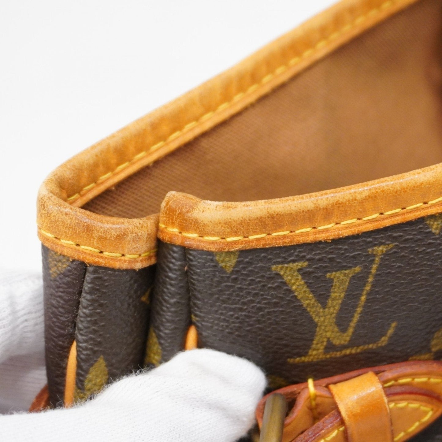 Louis Vuitton Batignolles Vertical
