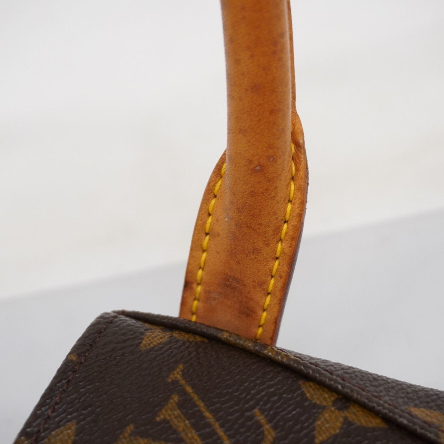 Louis Vuitton Looping GM