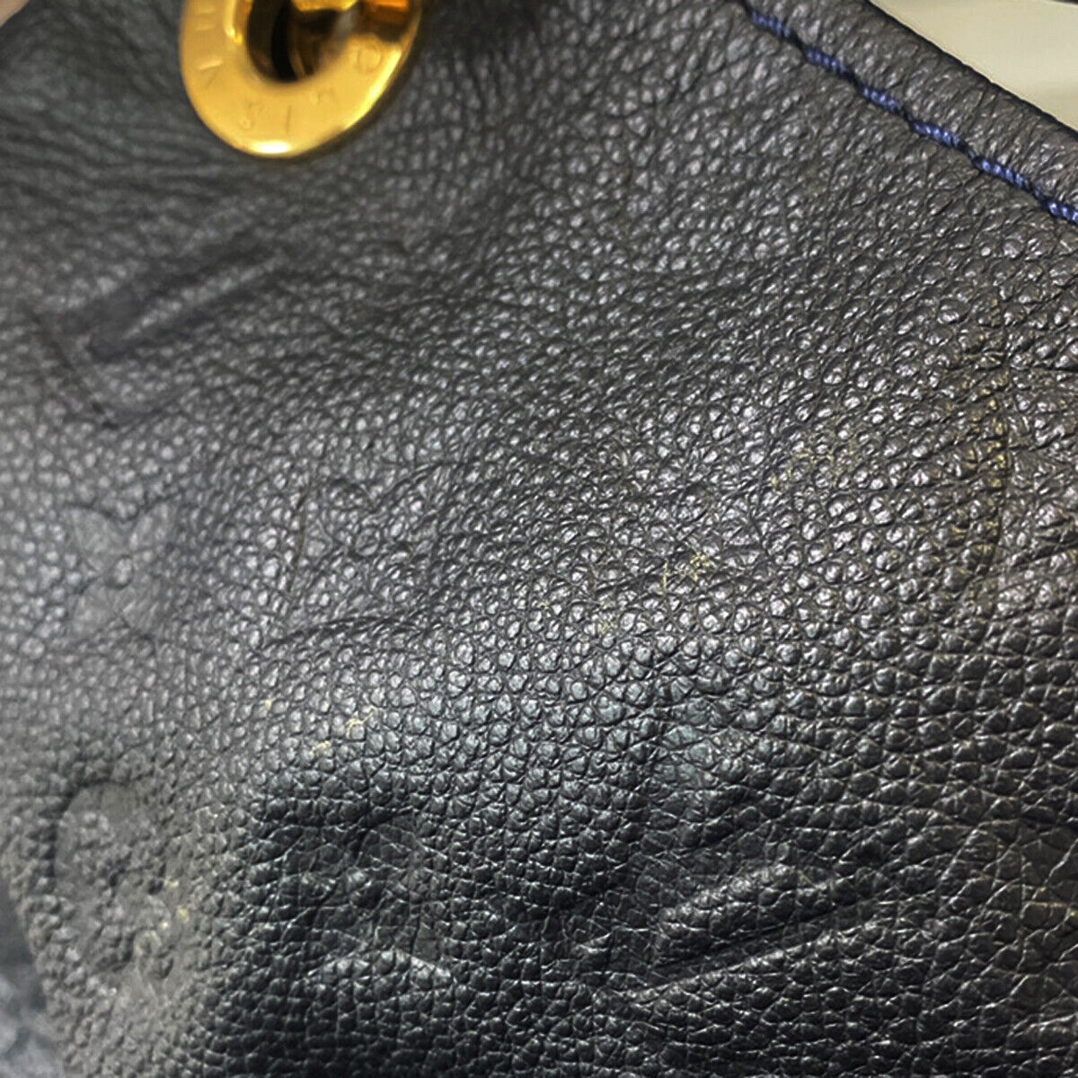 Louis Vuitton Artsy