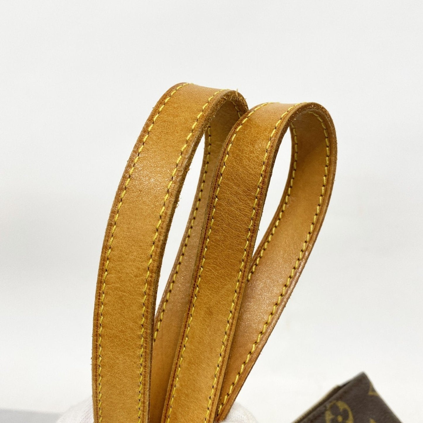 Louis Vuitton Mezzo