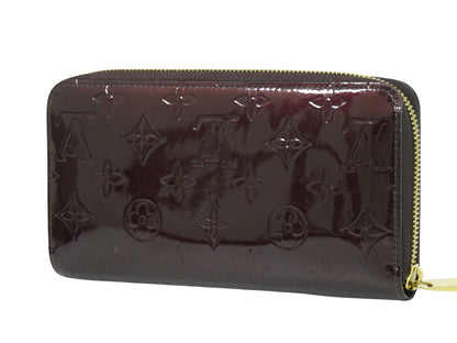 Louis Vuitton Zippy wallet