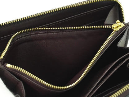 Louis Vuitton Zippy wallet