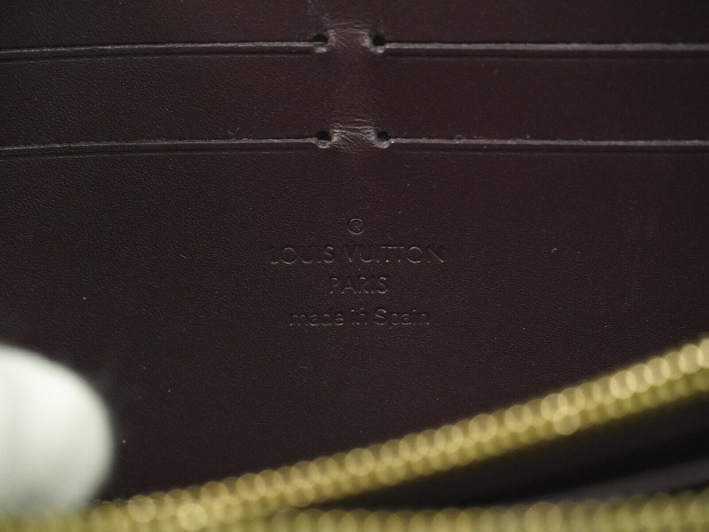 Louis Vuitton Zippy wallet