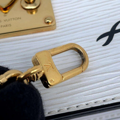Louis Vuitton Trunk