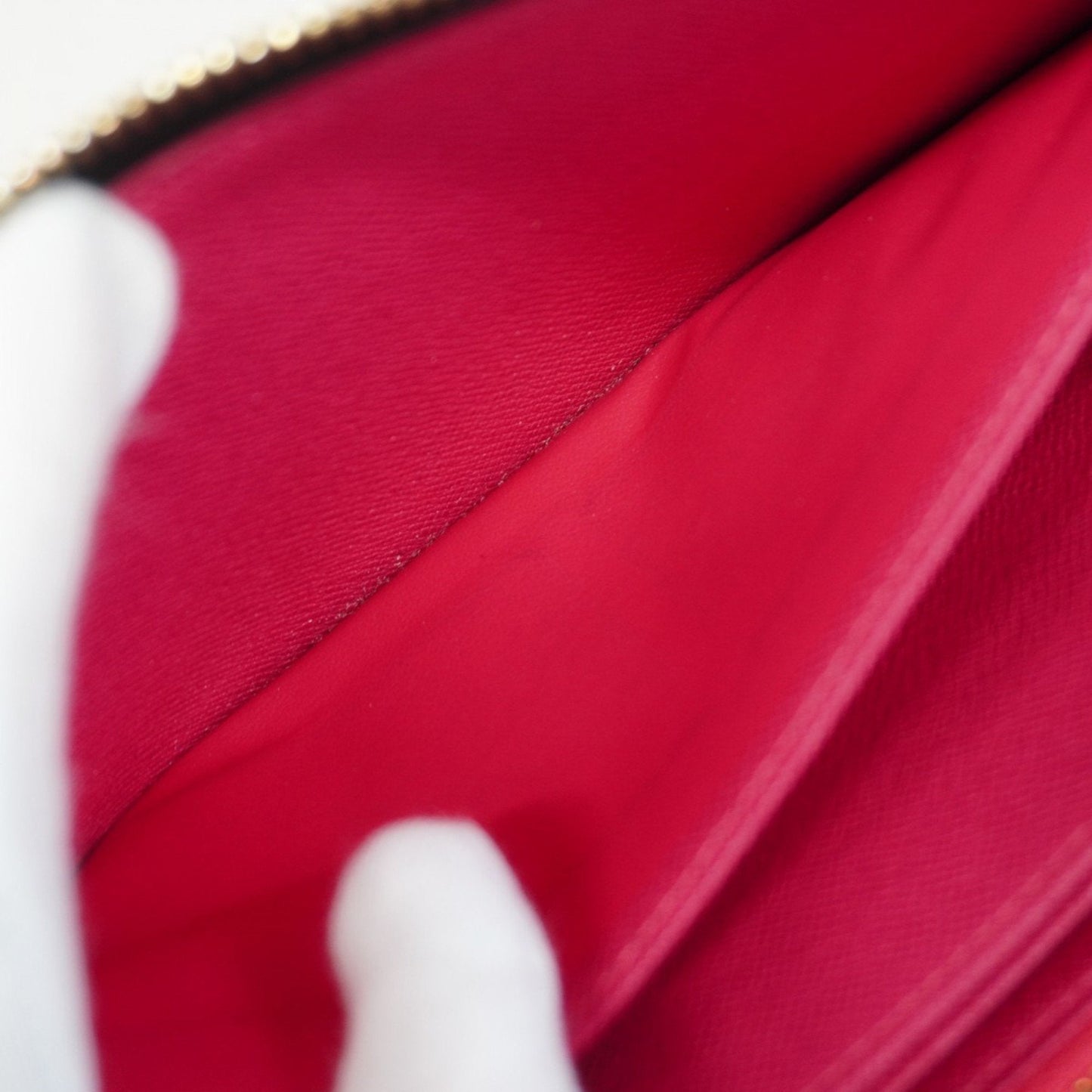 Louis Vuitton Portefeuille zippy