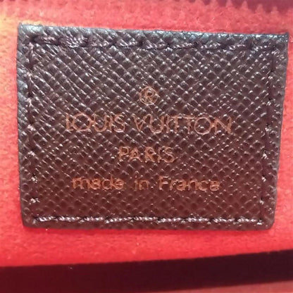 Louis Vuitton Marais