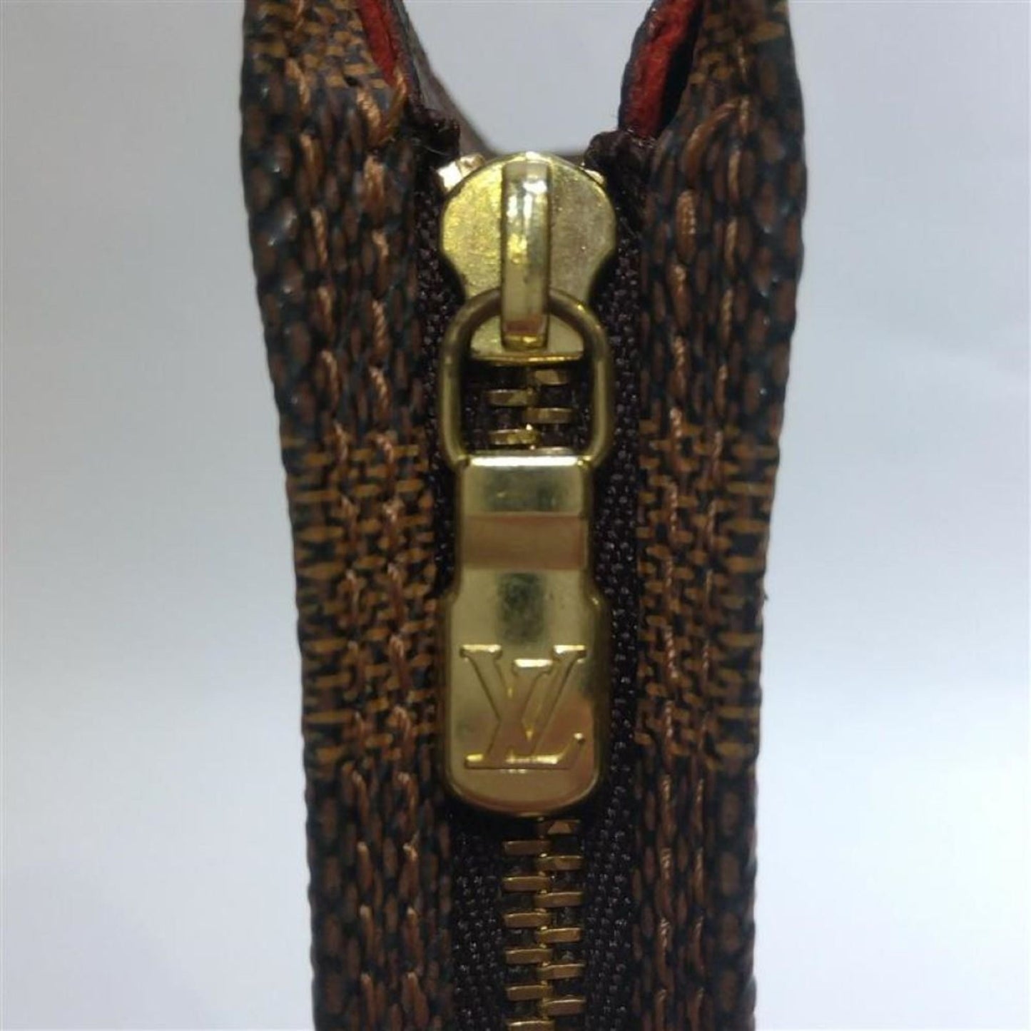 Louis Vuitton Marais