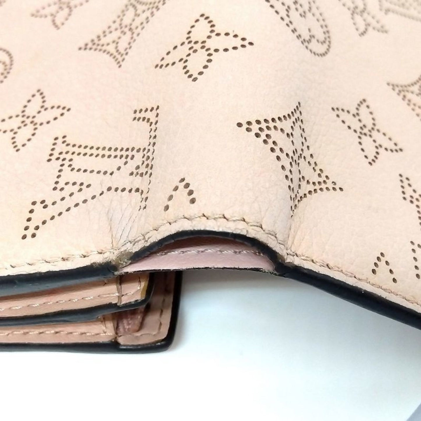 Louis Vuitton Mahina