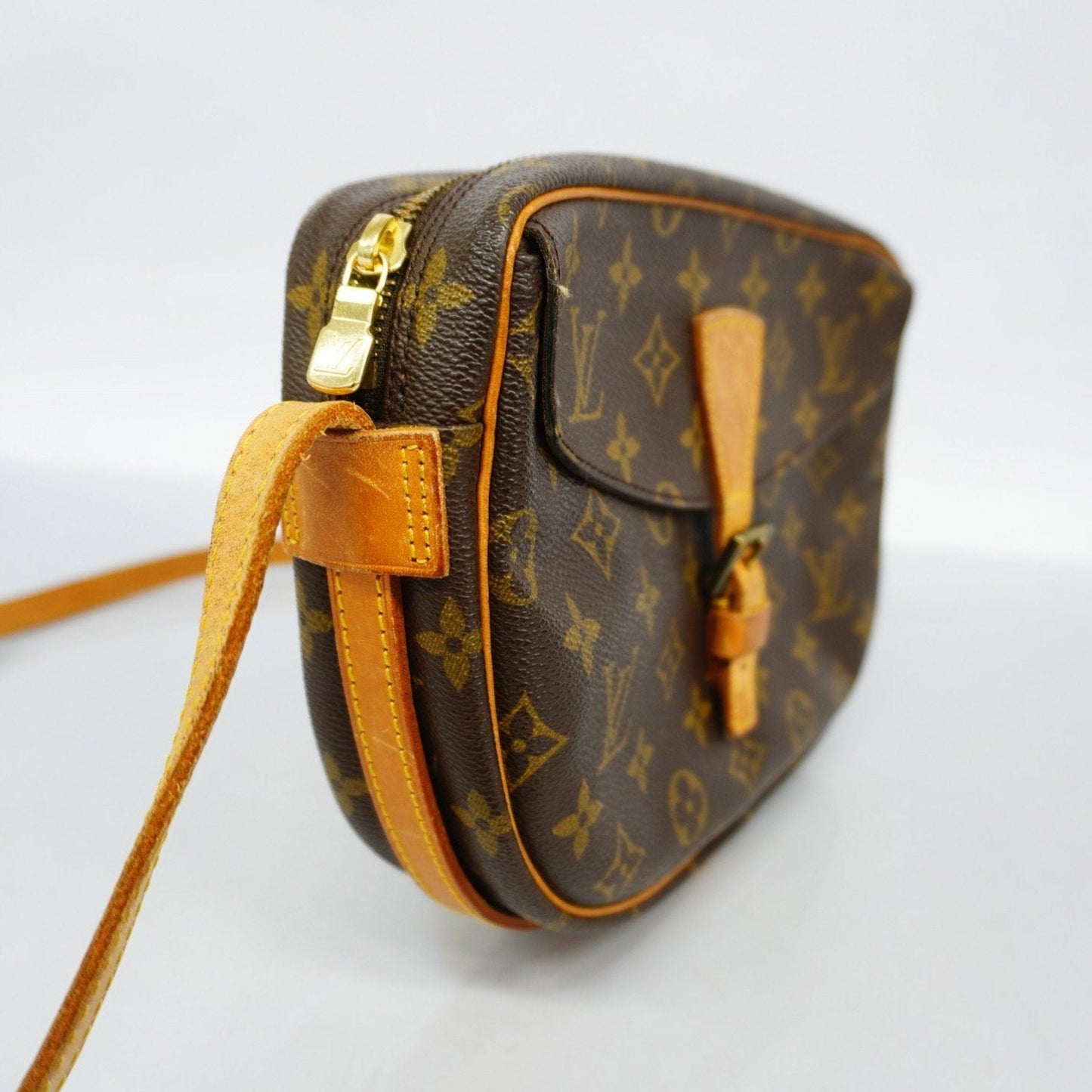 Louis Vuitton Jeune fille