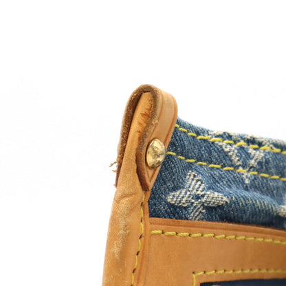 Louis Vuitton Flat Vertical