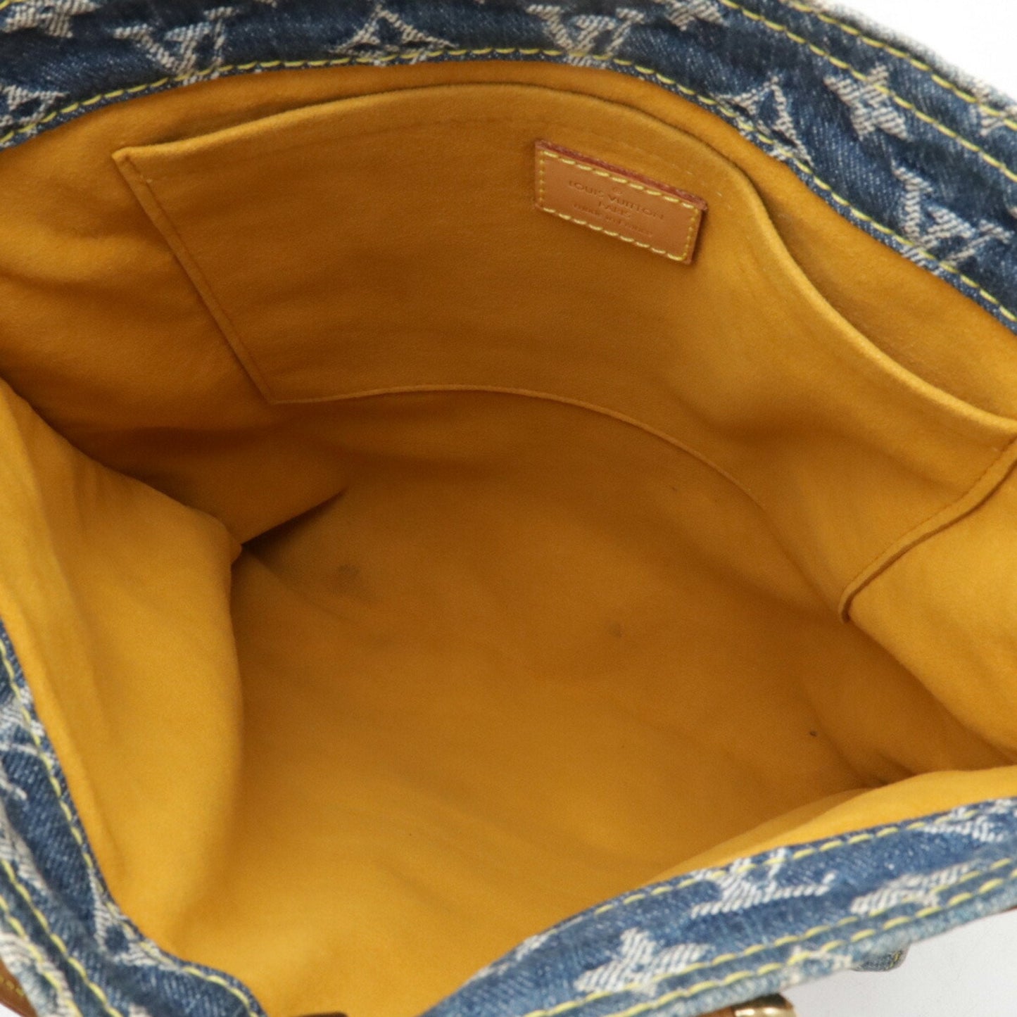 Louis Vuitton Flat Vertical