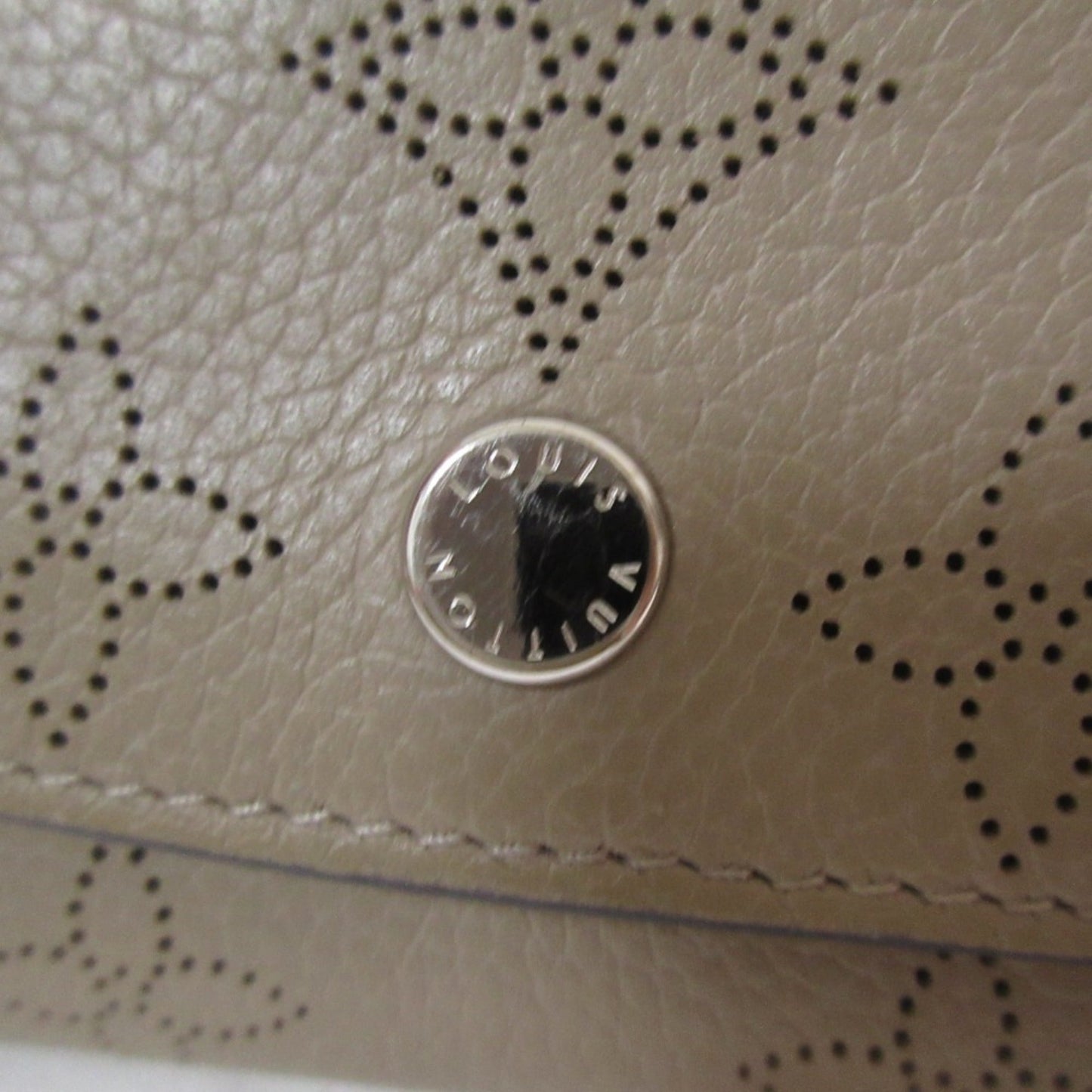 Louis Vuitton Mahina