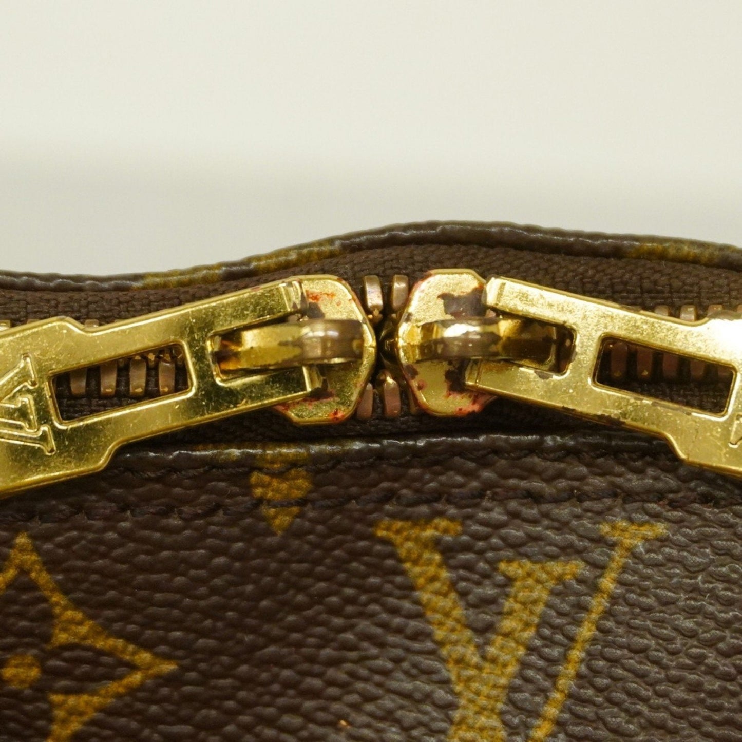 Louis Vuitton Alma