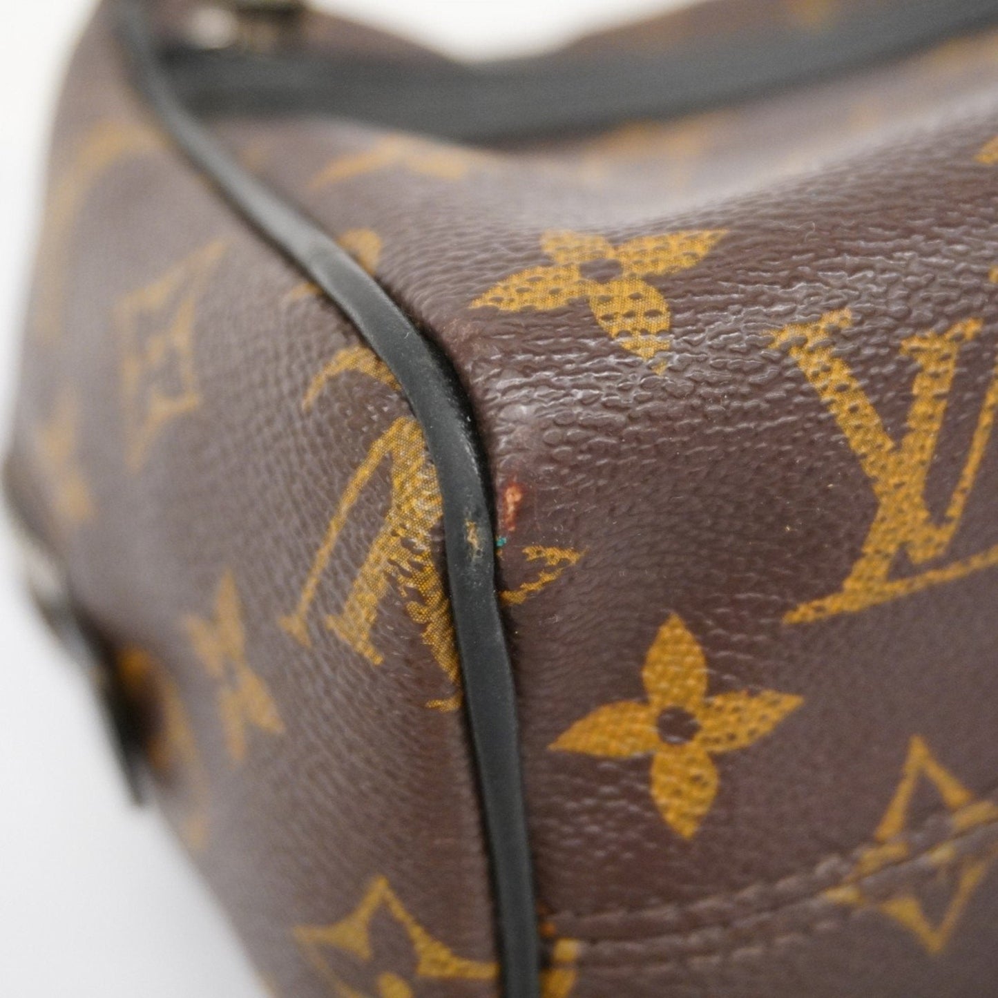 Louis Vuitton Trousse de Toilette