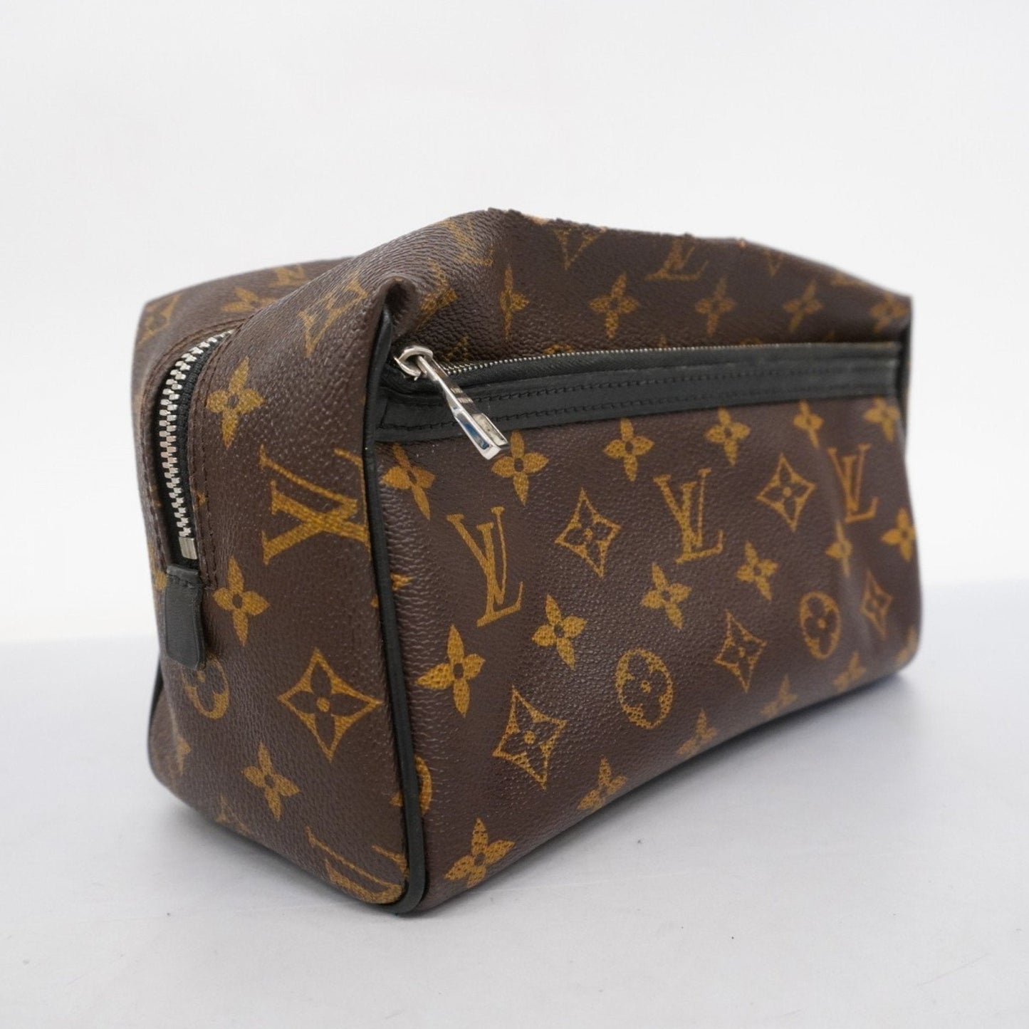 Louis Vuitton Trousse de Toilette