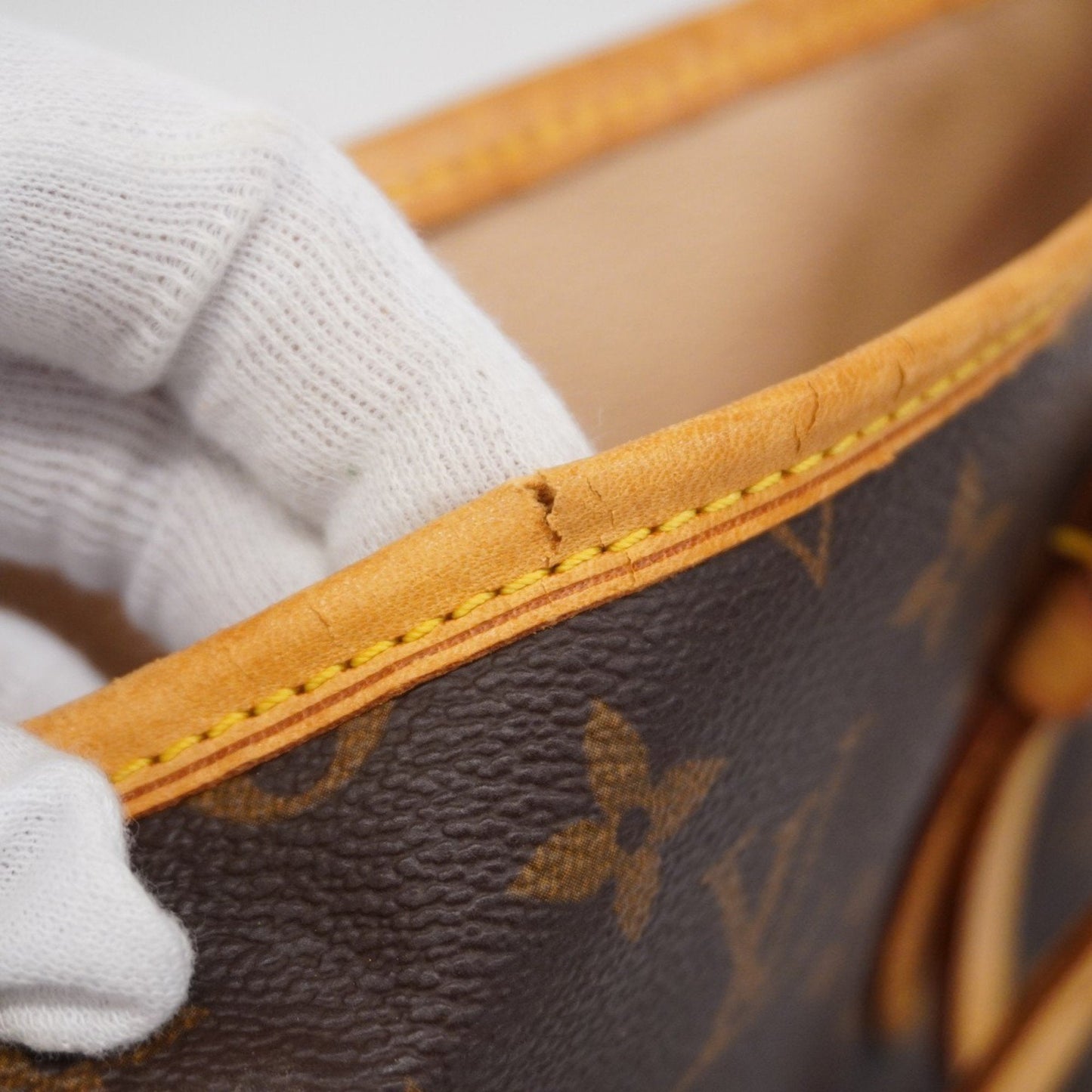 Louis Vuitton Bucket PM