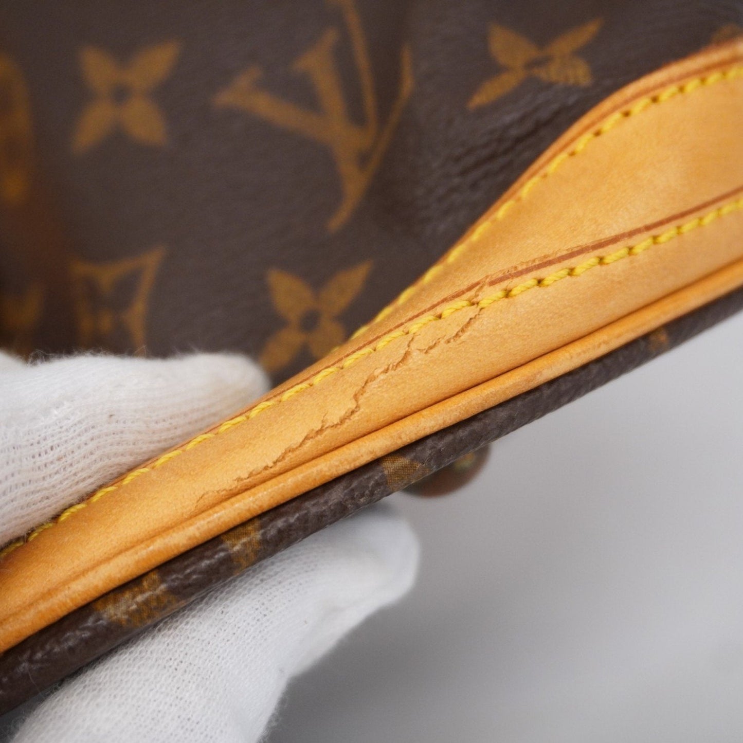 Louis Vuitton Bucket PM