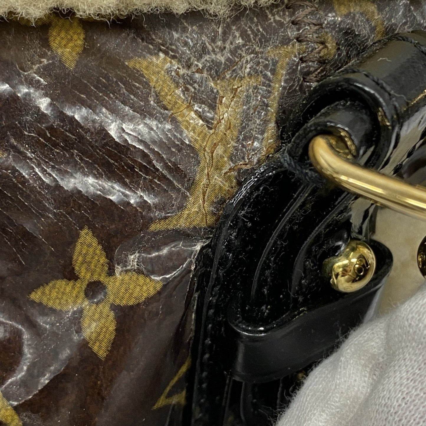 Louis Vuitton Shearing Thunder