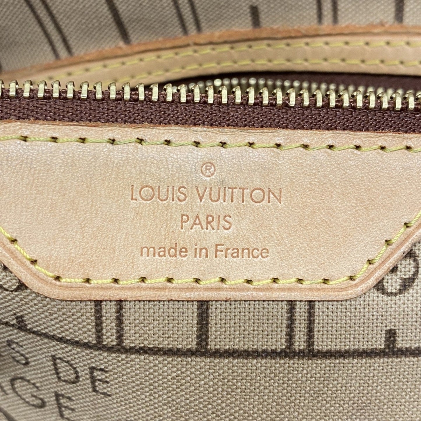Louis Vuitton Neverfull PM