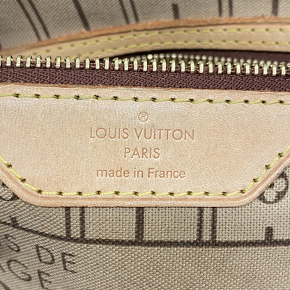 Louis Vuitton Neverfull PM