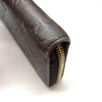 Louis Vuitton Zippy wallet