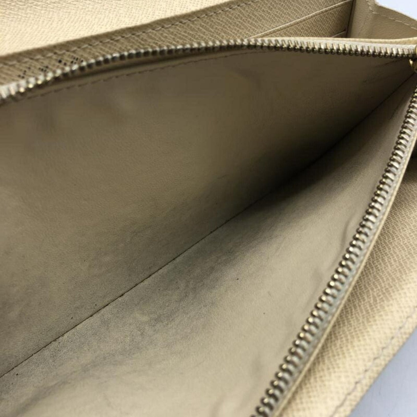 Louis Vuitton Sarah