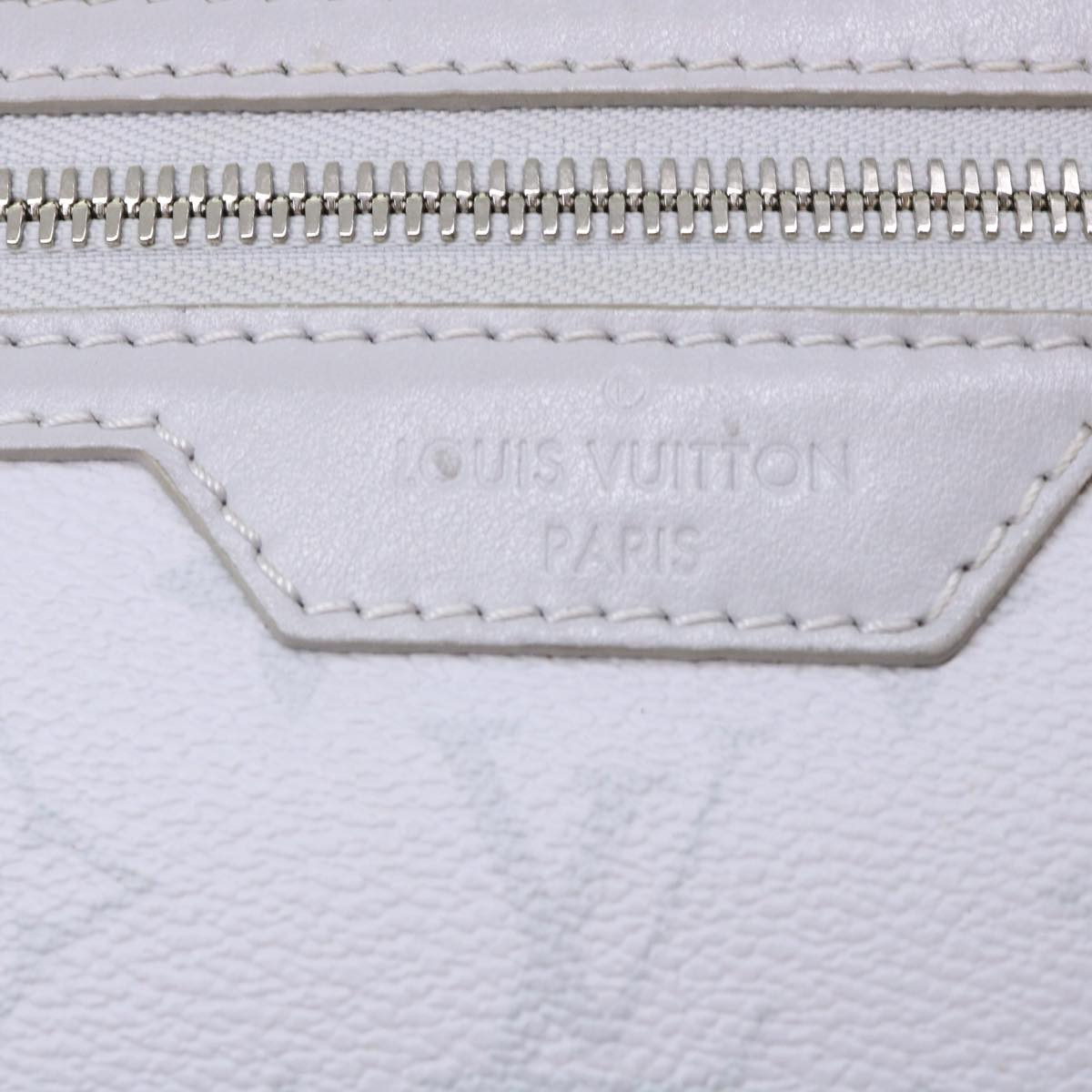 Louis Vuitton Messenger
