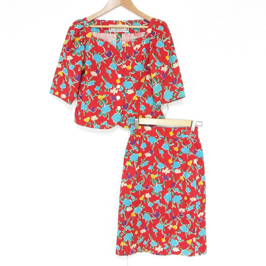Yves Saint Laurent Set Up