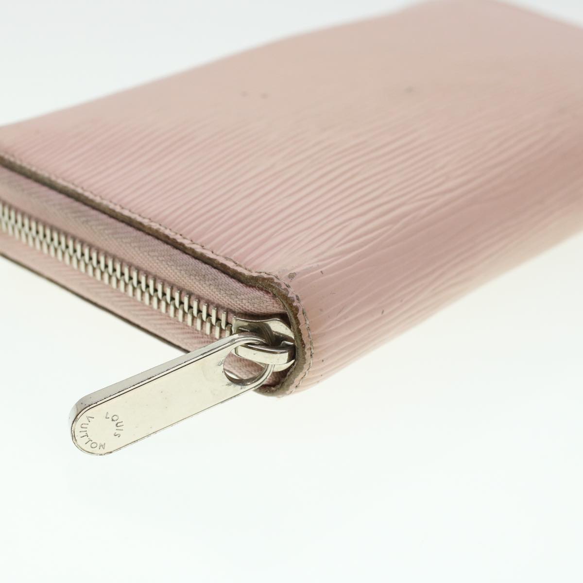 Louis Vuitton Zippy wallet