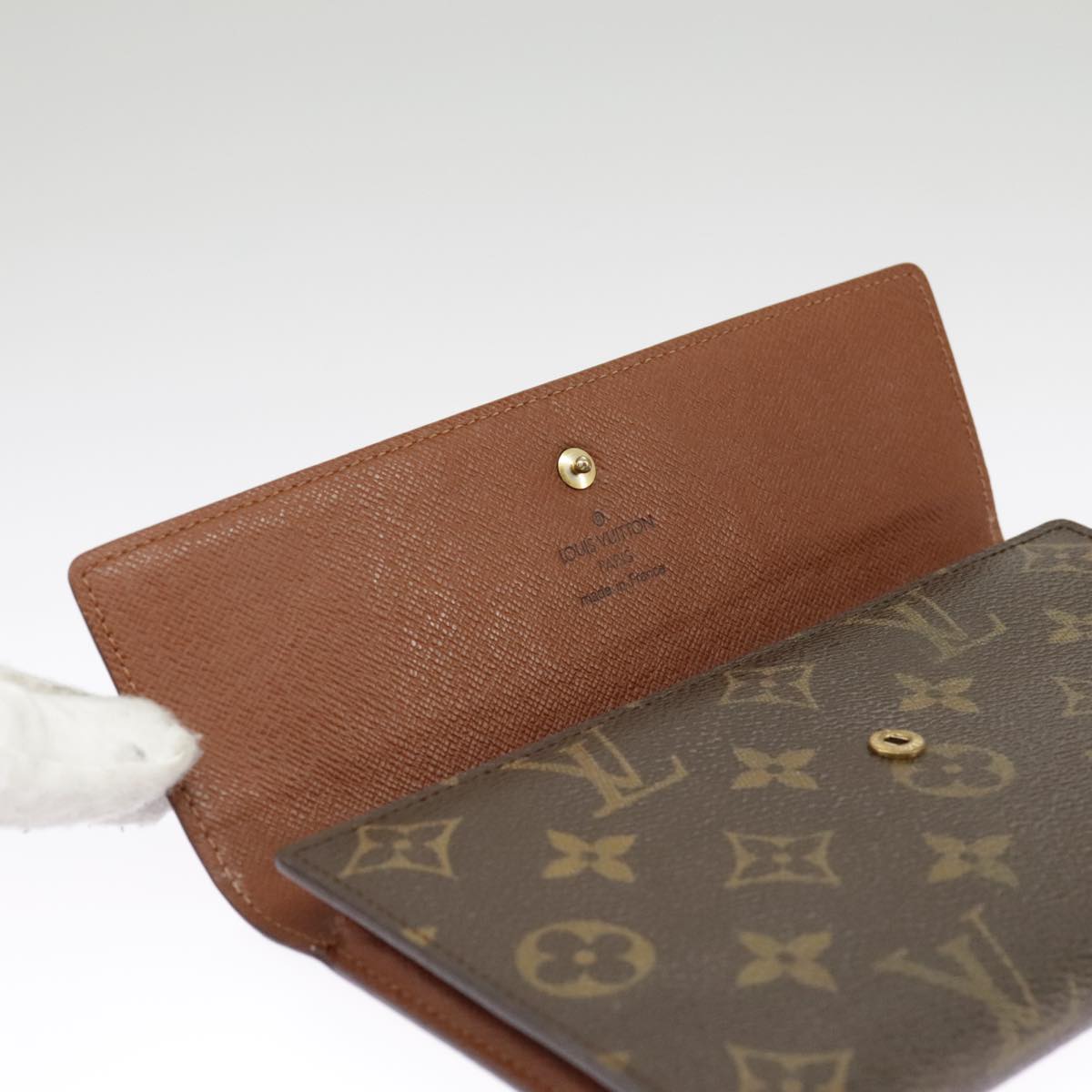 Louis Vuitton Porte tresor international