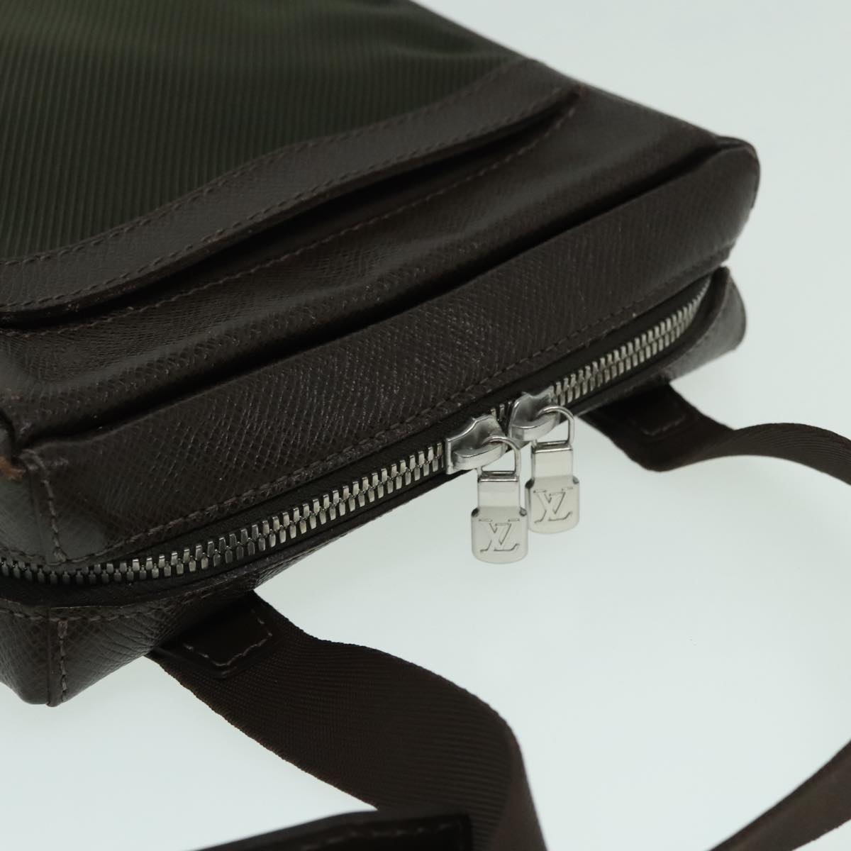 Louis Vuitton Sayan