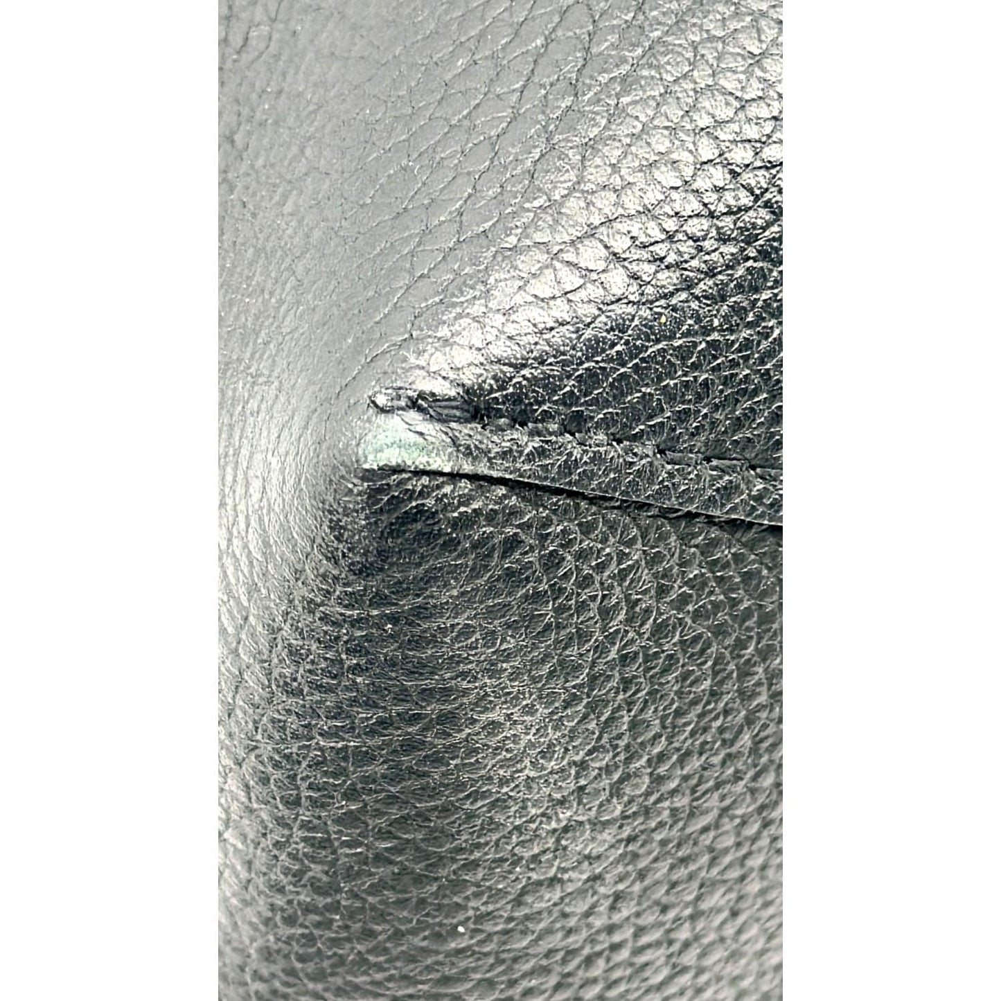 LOUIS VUITTON Women Lockme MM Leather Satchel Bag Black