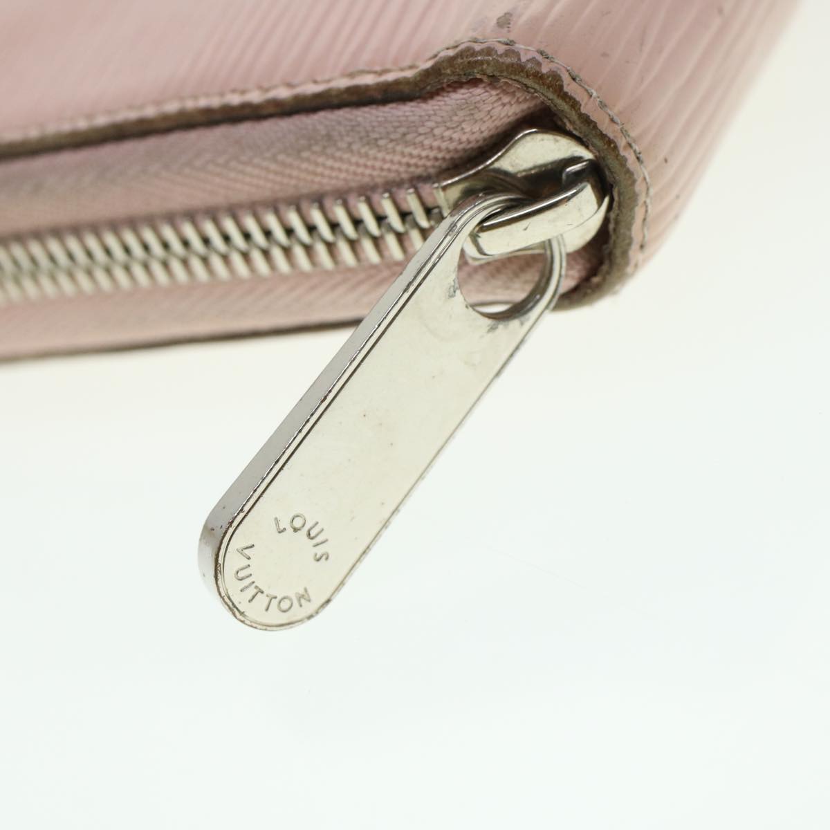 Louis Vuitton Zippy wallet
