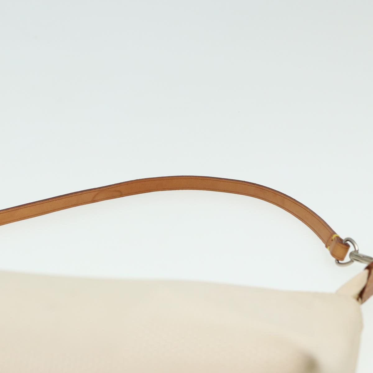 Louis Vuitton Volunteer