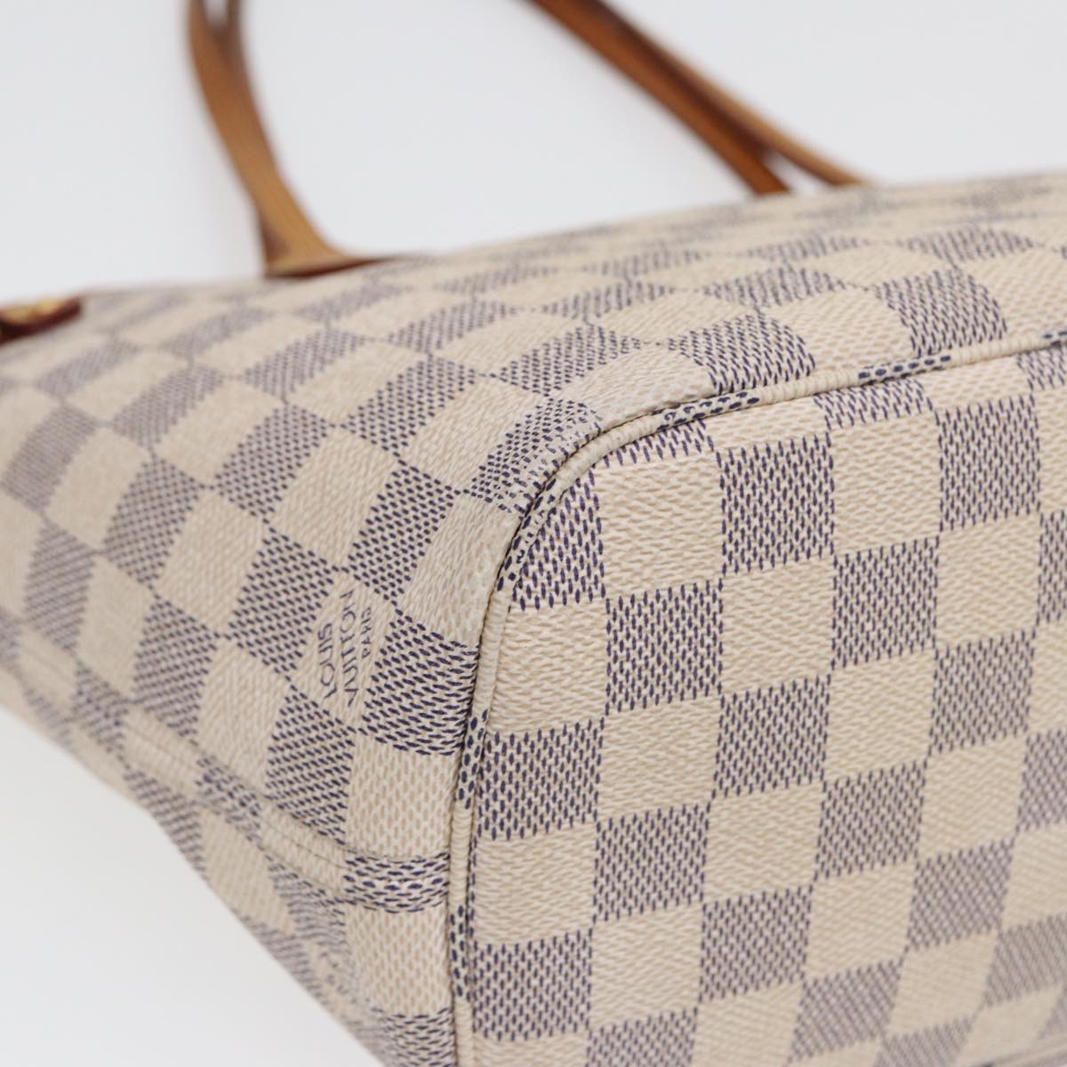 Louis Vuitton Neverfull PM