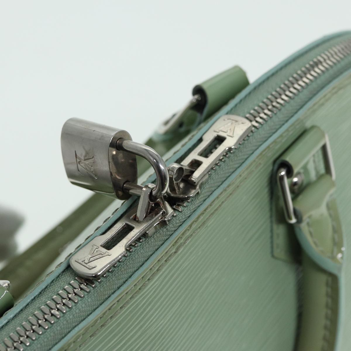 Louis Vuitton Alma